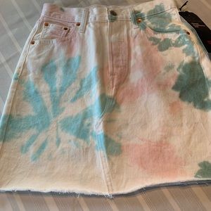 Levi’s Premium TIe Dye Denim Miniskirt NWT